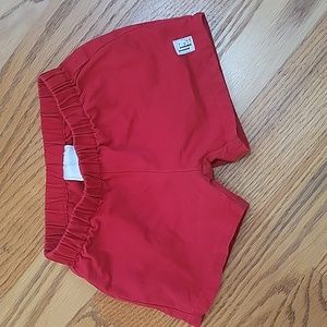 Sz 2t Boys Little English red shorts